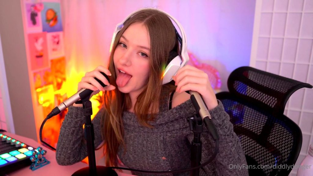 Diddly ASMR Mic Pumping And Cum Begging Video