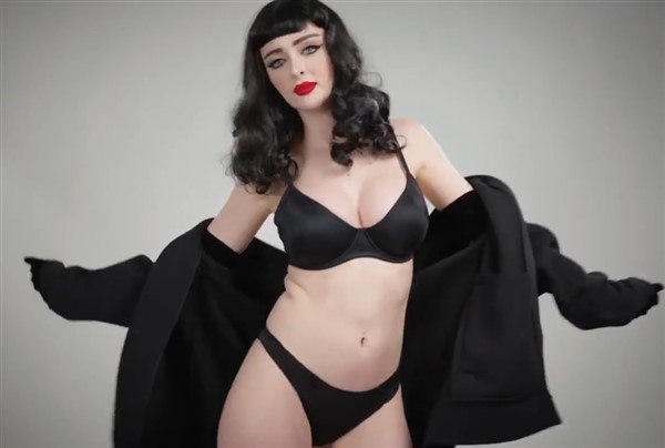 Kristen Lanae Black Bikini Sexy Tease Video - Free Watch Online
