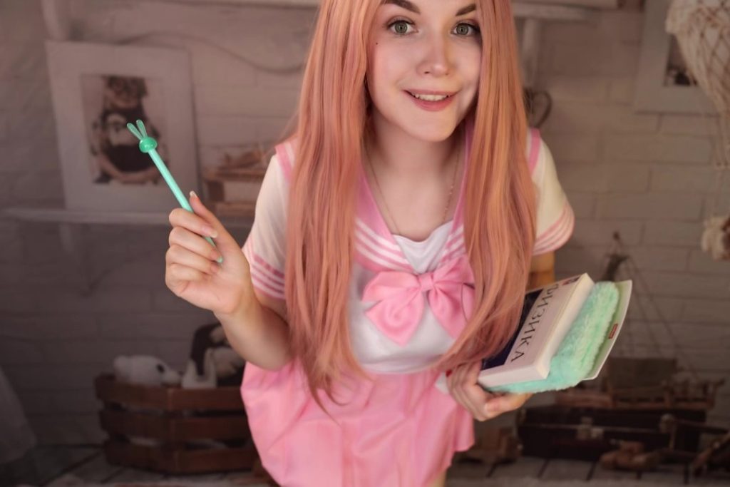 KittyKlaw ASMR Girl in the Back of Class Roleplay Video