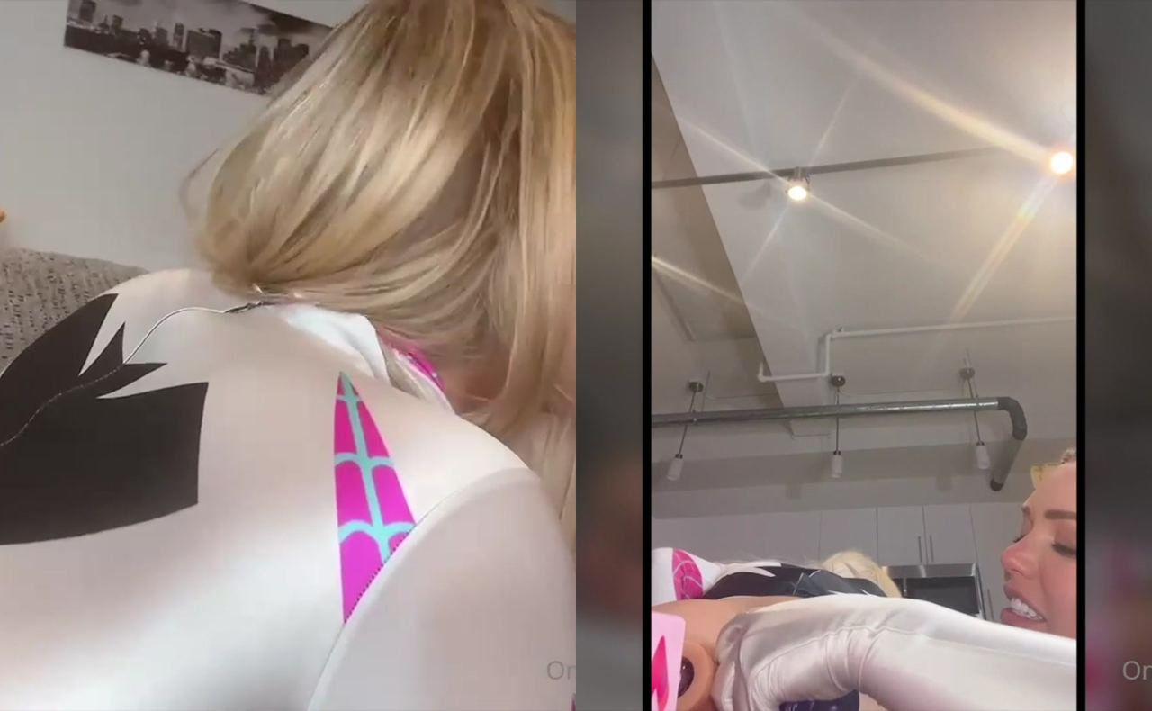 Mia Malkova with WaifuMiia sex machine video 2024/06