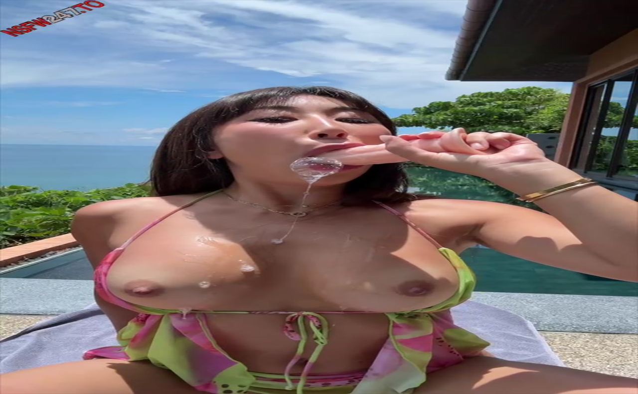 Nicole Doshi Asian Babe Masturbates On Hotel Balcony On Holiday 2025/07