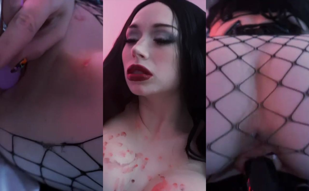 PinupPixie Goth girl fuck machine