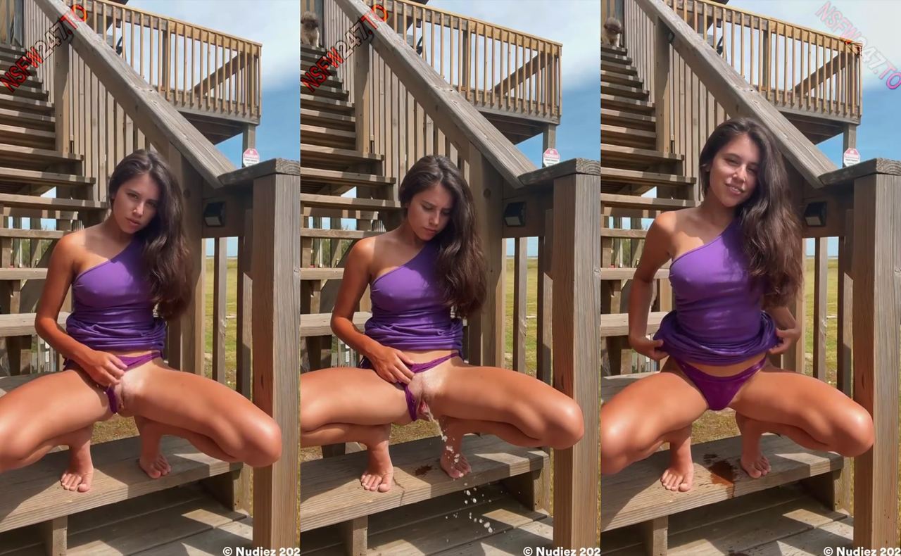 Violet Summers Potty on staircase 2022/08/21 - Sex Video