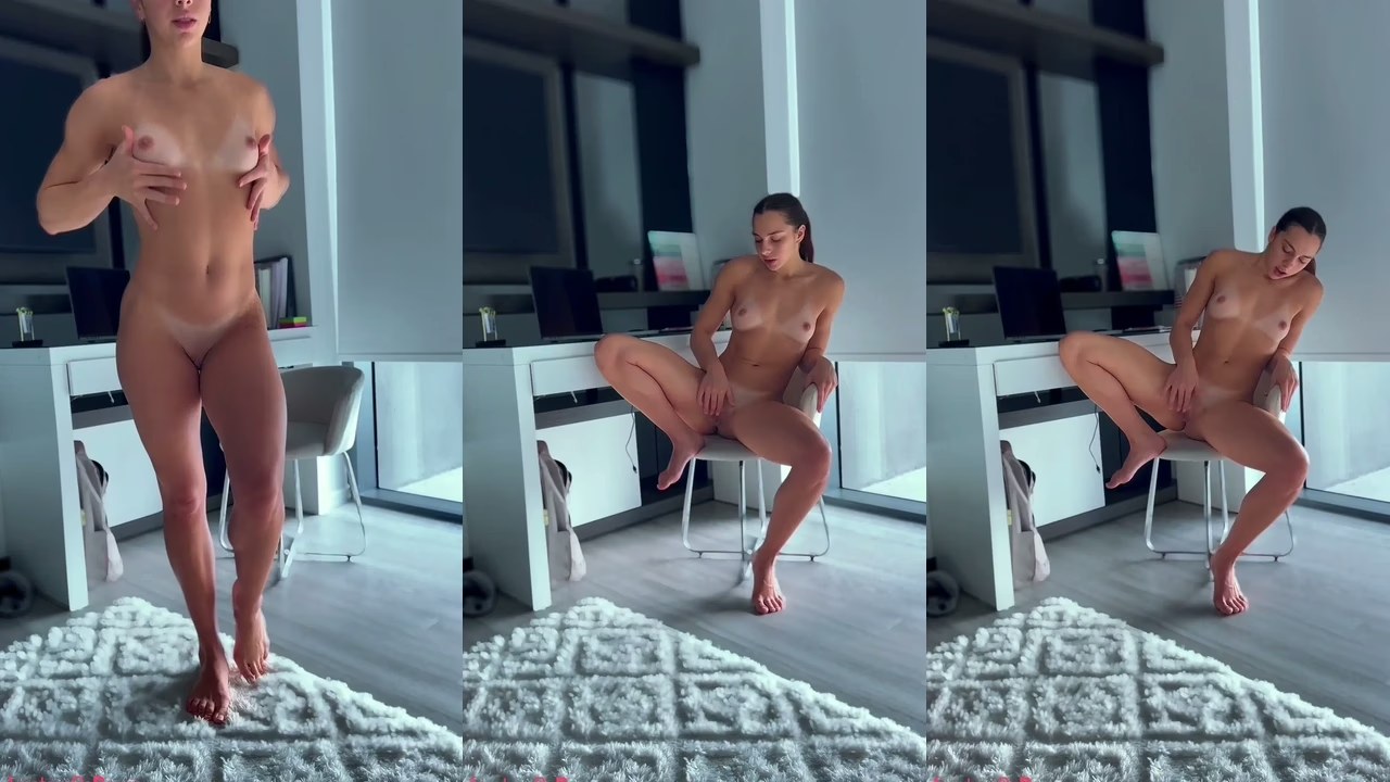 Grace Robert - Pussy Fingering - Nude Video